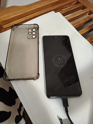 Samsung S20+ defect