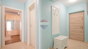 Apartament cu 3 camere de închiriat în zona Tractorul - imagine 10