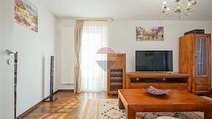 Apartament cu 3 camere de închiriat în zona Tractorul - imagine 5