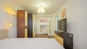 Apartament cu 3 camere de închiriat în zona Tractorul - imagine 14