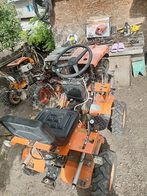 Tractoras 4x4 de 17 cai diesel  - imagine 2