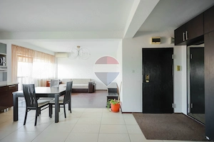 De vânzare apartament cu 3 camere, Strada Moldovei - Rogerius - imagine 6