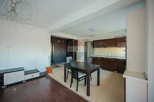 De vânzare apartament cu 3 camere, Strada Moldovei - Rogerius - imagine 3