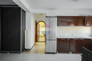 De vânzare apartament cu 3 camere, Strada Moldovei - Rogerius - imagine 4