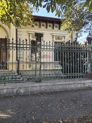 Monument istoric cu identitate aparte și potențial investițional - imagine 3