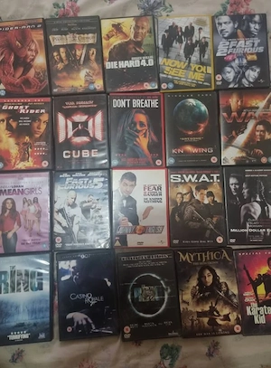 lot 38 dvd-uri cu filme renumite