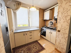 Apartament cu 3 camere decomandate etaj intermediar zona Turnisor - imagine 6
