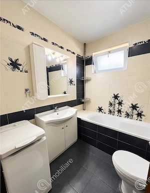Apartament cu 3 camere decomandate etaj intermediar zona Turnisor - imagine 7