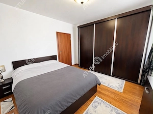 Apartament cu 3 camere decomandate etaj intermediar zona Turnisor - imagine 11