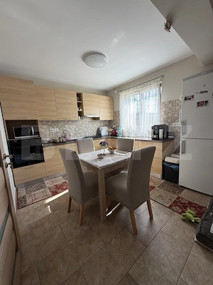 Duplex de vanzare, 125 mp, teren 300 mp, zona Sancraiu de Mures  - imagine 4