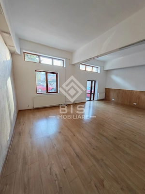 Spatiu comercial / birouri / activitati comerciale - imagine 13