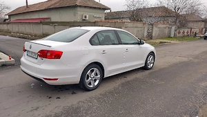 Volkswagen Jetta - imagine 5