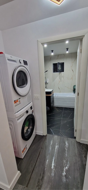 Vând apartament 4 camere deco, renovat complet ! - imagine 9