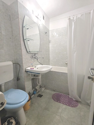 Apartament 3 camere Craiovei, etaj 2, centrala proprie, mobilat și utilat, - imagine 4