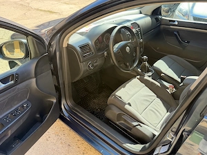 VW Golf 5 1.6 MPI 102 CP   2  km   Climatronic - imagine 7