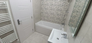 Apartament cochet de 2 camere   Te muți doar cu hainele! Zonă excelentă! - imagine 7