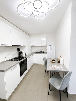 Garsoniera Eminescu-Stefan cel Mare, parcare, bloc nou! - imagine 3
