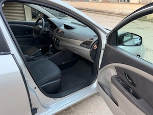 Renault Fluence 1.6 110 CP + GPL   2011   181.000 km   3.490   - imagine 7