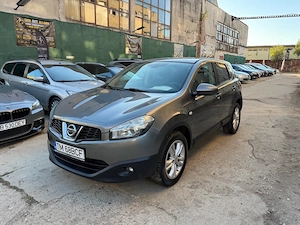 Nissan Qashqai Facelift 2014   1.6 Benzină 114 CP   Automată CVT   Impecabil