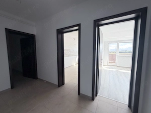 De vanzare apartamente cu 2 si 3 camere INTABULATE tva si parcare INCLUSE in Sanpetru - imagine 11