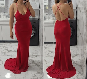 Rochie de ocazie cu trena Club london Marimea 10