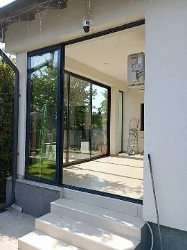 Inchideri terase- sistem din aluminiu