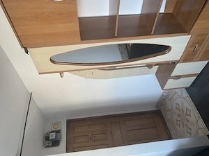 Închiriez apartament in spatele Colegiului Nat. Petru Rares  - imagine 3