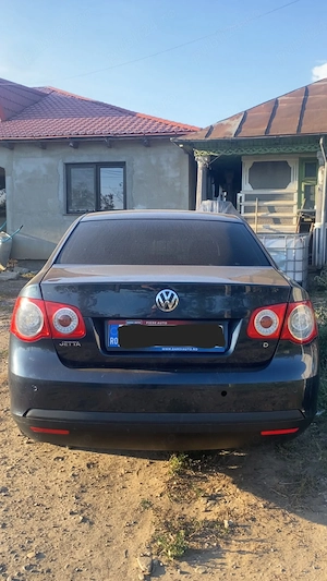 Volkswagen Jetta - imagine 2