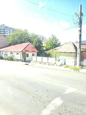 Inchiriez hala + curte pentru acces auto in zona centrala