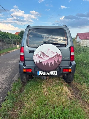Suzuki Jimny 2007   4x4 la buton, ideal pentru off-road și oraș - imagine 3