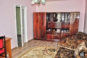 Apartament 2 camere decomandat pe Mihai Viteazu - imagine 2