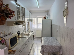ap renovat 2 camere Vasile Aaron str Muncel  - imagine 5