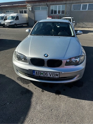 BMW 118d 143cp 2009 - imagine 5