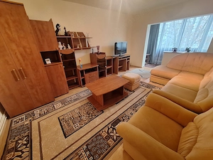 380 euro!!!Ap.cu 3 camere Et 1 cu centrala proprie Zona Bucovina - imagine 5