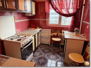 Apartament 3 camere decomandate zona KM 4-5 - imagine 9