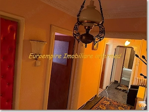Apartament 3 camere decomandate zona KM 4-5 - imagine 10