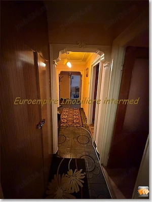 Apartament 3 camere decomandate zona KM 4-5 - imagine 8