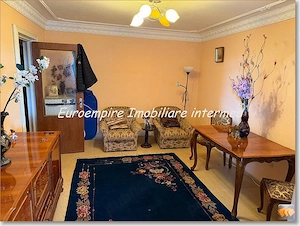 Apartament 3 camere decomandate zona KM 4-5 - imagine 2