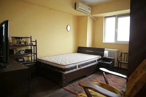 Vand apartament 4 camere zona obor 92mp - imagine 2