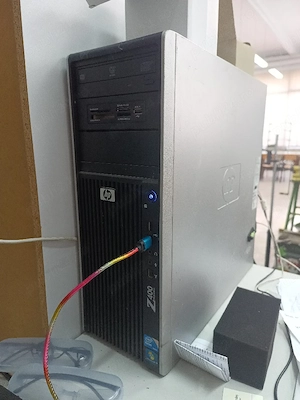 Schimb calculator Workstation HP Z400