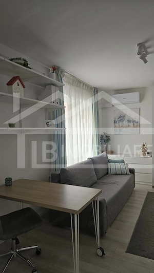Apartament cu o camerea, 37mp, garaj , Zona Crinului Residence - imagine 2