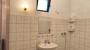Casa in Deva, zona centrala - imagine 10
