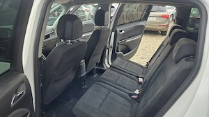 Opel Zafira C - imagine 18