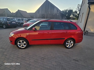 Skoda Fabia 1.4 MPI Elegance - 80 cp, euro 5 - imagine 18