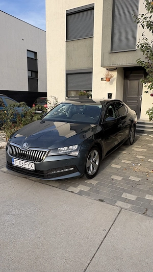 Vând Skoda superb