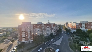 Apartament 5 camere zona Soarelui 105000 Euro - imagine 6