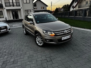 VW Tiguan 2010 2.0 Tdi Cutie de viteza automata cu padele volan - imagine 4