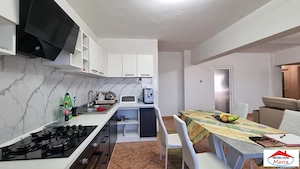 Apartament 5 camere zona Soarelui 105000 Euro - imagine 9