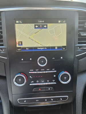 Renault megane 4, Bose Edition - imagine 6