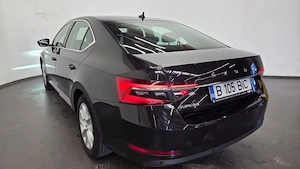 Skoda Superb - imagine 3
